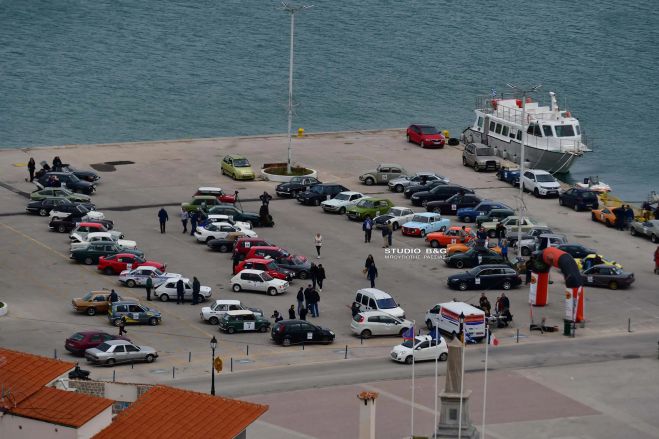 Ιστορικά αυτοκίνητα ξεκίνησαν από το Ναύπλιο και θα καταλήξουν στη Βυτίνα! (εικόνες - βίντεο)