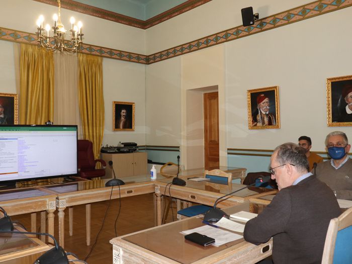 &Tau;&eta;&lambda;&epsilon;&delta;&iota;ά&sigma;&kappa;&epsilon;&psi;&eta; &mu;&epsilon; &Mu;&omicron;&upsilon;&sigma;&omicron;&upsilon;&rho;&omicron;ύ&lambda;&eta; | &Tau;&alpha; &theta;έ&mu;&alpha;&tau;&alpha; &pi;&omicron;&upsilon; έ&theta;&epsilon;&sigma;&epsilon; &omicron; &Nu;ί&kappa;&alpha;&sigmaf; &gamma;&iota;&alpha; &tau;&eta; &mu;&epsilon;&tau;&alpha;&lambda;&iota;&gamma;&nu;&iota;&tau;&iota;&kappa;ή &Mu;&epsilon;&gamma;&alpha;&lambda;ό&pi;&omicron;&lambda;&eta;