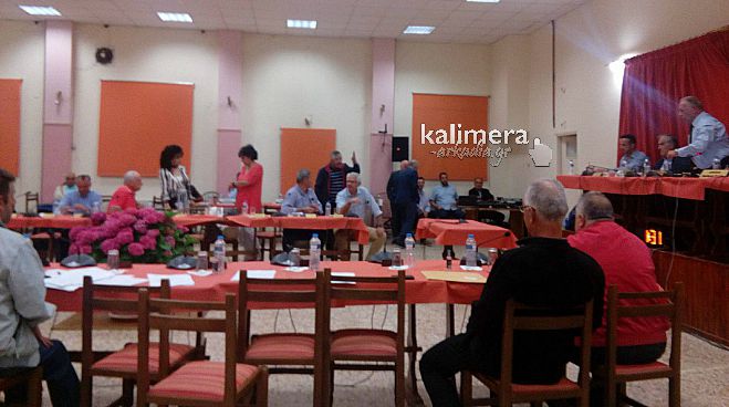 &Mu;&epsilon;&gamma;ά&lambda;&omicron;&sigmaf; &kappa;&alpha;&upsilon;&gamma;ά&sigmaf; &alpha;&nu;ά&mu;&epsilon;&sigma;&alpha; &sigma;&epsilon; &Kappa;&alpha;&kappa;&lambda;&alpha;&mu;ά&nu;&omicron; &kappa;&alpha;&iota; &Pi;&alpha;&pi;&alpha;&delta;ά&tau;&omicron; &sigma;&tau;&omicron; &Delta;&eta;&mu;&omicron;&tau;&iota;&kappa;ό &Sigma;&upsilon;&mu;&beta;&omicron;ύ&lambda;&iota;&omicron;! (vd)