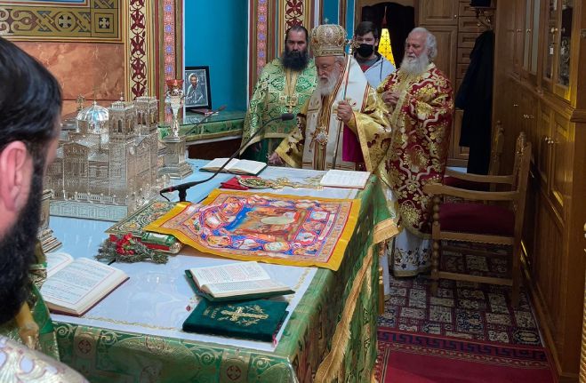 &Kappa;&upsilon;&rho;&iota;&alpha;&kappa;ή &Sigma;&tau;&alpha;&upsilon;&rho;&omicron;&pi;&rho;&omicron;&sigma;&kappa;&upsilon;&nu;ή&sigma;&epsilon;&omega;&sigmaf; &sigma;&tau;&omicron;&nu; &Mu;&eta;&tau;&rho;&omicron;&pi;&omicron;&lambda;&iota;&tau;&iota;&kappa;ό &Nu;&alpha;ό &Tau;&rho;&iota;&pi;ό&lambda;&epsilon;&omega;&sigmaf; (vd)
