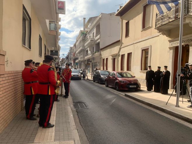 &Tau;&alpha; &kappa;ά&lambda;&alpha;&nu;&tau;&alpha; &sigma;&tau;&omicron;&nu; &Mu;&eta;&tau;&rho;&omicron;&pi;&omicron;&lambda;ί&tau;&eta; &Alpha;&lambda;έ&xi;&alpha;&nu;&delta;&rho;&omicron; (&epsilon;&iota;&kappa;ό&nu;&epsilon;&sigmaf;)