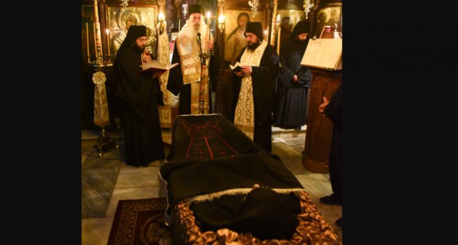 &Tau;&rho;&iota;&sigma;ά&gamma;&iota;&omicron; &sigma;&tau;&eta;&nu; &mu;&alpha;&kappa;&alpha;&rho;&iota;&sigma;&tau;ή &Mu;&omicron;&nu;&alpha;&chi;ή &Alpha;&nu;&tau;&omega;&nu;ί&alpha; &tau;&eta;&sigmaf; &Mu;&omicron;&nu;ή&sigmaf; &Pi;&alpha;&nu;&alpha;&gamma;ί&alpha;&sigmaf; &Gamma;&omicron;&rho;&gamma;&omicron;&epsilon;&pi;&eta;&kappa;ό&omicron;&upsilon; &Nu;&epsilon;&sigma;&tau;ά&nu;&eta;&sigmaf;