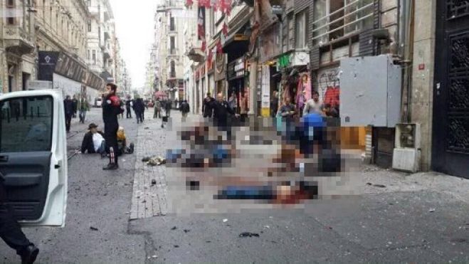 Καμικάζι σκόρπισε το θάνατο στην Κωνσταντινούπολη - Συγκλονιστικές εικόνες (vd)