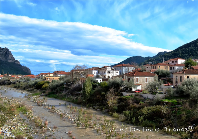 "&Xi;ύ&pi;&nu;&eta;&sigma;&epsilon;" &omicron; &Delta;&alpha;&phi;&nu;ώ&nu;&alpha;&sigmaf; &sigma;&tau;&omicron; &Lambda;&epsilon;&omega;&nu;ί&delta;&iota;&omicron; (video)