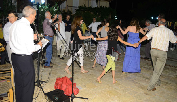 &Gamma;&lambda;έ&nu;&tau;&iota; &kappa;&alpha;&iota; &chi;&omicron;&rho;ό&sigmaf; &sigma;&tau;&omicron; &chi;&omega;&rho;&iota;ό &Rho;ά&phi;&tau;&eta; &Gamma;&omicron;&rho;&tau;&upsilon;&nu;ί&alpha;&sigmaf; (&epsilon;&iota;&kappa;ό&nu;&epsilon;&sigmaf;)!