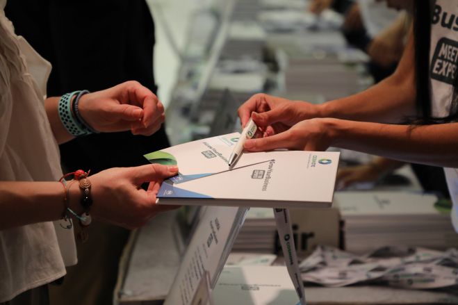 Δωρεάν απεριόριστες κλήσεις από τα σταθερά με την Cosmote!