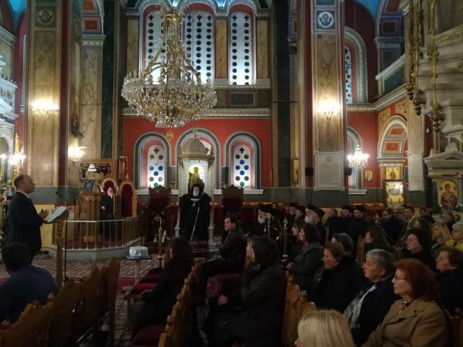 &Omicron;&mu;&iota;&lambda;ί&alpha; &gamma;&iota;&alpha; &tau;&omicron; &epsilon;&kappa;&kappa;&lambda;&eta;&sigma;&iota;&alpha;&sigma;&tau;&iota;&kappa;ό &kappa;&alpha;&theta;&epsilon;&sigma;&tau;ώ&sigmaf; &tau;&eta;&sigmaf; &Tau;&rho;ί&pi;&omicron;&lambda;&eta;&sigmaf; &sigma;&tau;&alpha; &chi;&rho;ό&nu;&iota;&alpha; &tau;&omicron;&upsilon; &Nu;&epsilon;&omicron;&mu;ά&rho;&tau;&upsilon;&rho;&alpha; &Pi;&alpha;ύ&lambda;&omicron;&upsilon; (&epsilon;&iota;&kappa;ό&nu;&epsilon;&sigmaf;)