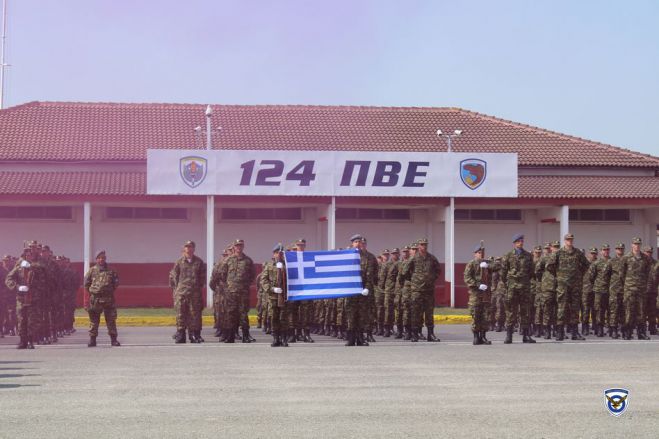 Ορκίστηκαν νεοσύλλεκτοι στην 124 ΠΒΕ Τρίπολης (εικόνες)