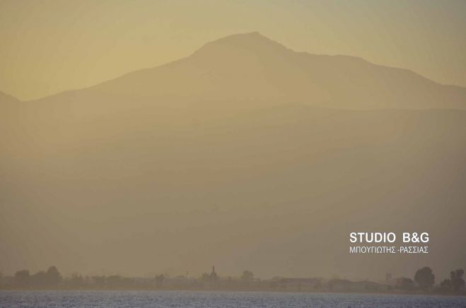 Γέμισε ... αφρικάνικη σκόνη το Ναύπλιο (εικόνες)!