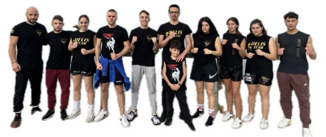 &Pi;&alpha;&nu;&epsilon;&lambda;&lambda;ή&nu;&iota;&omicron; &pi;&rho;&omega;&tau;ά&theta;&lambda;&eta;&mu;&alpha; kickboxing | &Mu;&epsilon; 10 &alpha;&theta;&lambda;&eta;&tau;έ&sigmaf; &eta; combat team Tripolis