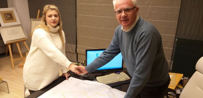 &Sigma;&tau;&eta; "&Nu;έ&alpha; &Tau;&rho;ί&pi;&omicron;&lambda;&eta;" &eta; &Sigma;&omicron;&phi;&iota;ά&nu;&nu;&alpha; &Tau;&epsilon;&rho;&iota;&alpha;&kappa;ή