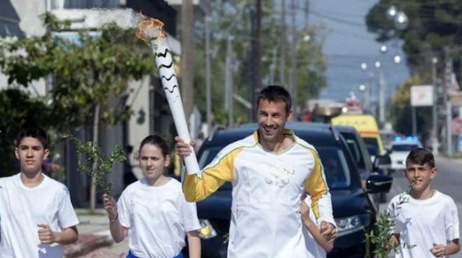 &Epsilon;&pi;&iota;&sigma;&tau;&omicron;&lambda;ή &sigma;&tau;&eta;&nu; &Epsilon;&lambda;&lambda;&eta;&nu;&iota;&kappa;ή &Omicron;&lambda;&upsilon;&mu;&pi;&iota;&alpha;&kappa;ή &Epsilon;&pi;&iota;&tau;&rho;&omicron;&pi;ή: "&Eta; &Omicron;&lambda;&upsilon;&mu;&pi;&iota;&alpha;&kappa;ή &Phi;&lambda;ό&gamma;&alpha; &nu;&alpha; &pi;&epsilon;&rho;ά&sigma;&epsilon;&iota; &alpha;&pi;ό &Delta;&eta;&mu;&eta;&tau;&sigma;ά&nu;&alpha; &kappa;&alpha;&iota; &Mu;&epsilon;&gamma;&alpha;&lambda;ό&pi;&omicron;&lambda;&eta;"!