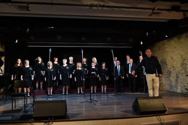 &Chi;&omicron;&rho;&omega;&delta;&iota;&alpha;&kappa;ό &Phi;&epsilon;&sigma;&tau;&iota;&beta;ά&lambda; &sigma;&tau;&omicron; &Lambda;&epsilon;&omega;&nu;ί&delta;&iota;&omicron;!