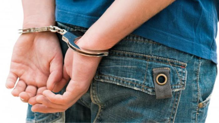 &Delta;&iota;&alpha;&rho;&rho;ή&kappa;&tau;&eta;&sigmaf; &epsilon;&tau;ώ&nu; ... 12 &sigma;&tau;&eta;&nu; &gamma;&epsilon;&iota;&tau;&omicron;&nu;&iota;&kappa;ή &Alpha;&chi;&alpha;ΐ&alpha;!