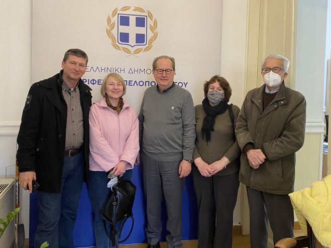 &Tau;&eta;&nu; &Tau;&epsilon;&tau;ά&rho;&tau;&eta; &pi;&rho;&omicron;&omega;&theta;&epsilon;ί&tau;&alpha;&iota; &sigma;&tau;&eta;&nu; &Pi;&rho;&epsilon;&sigma;&beta;&epsilon;ί&alpha; &tau;&eta;&sigmaf; &Omicron;&upsilon;&kappa;&rho;&alpha;&nu;ί&alpha;&sigmaf; &sigma;&tau;&eta;&nu; &Alpha;&theta;ή&nu;&alpha; &tau;&omicron; &upsilon;&gamma;&epsilon;&iota;&omicron;&nu;&omicron;&mu;&iota;&kappa;ό &upsilon;&lambda;&iota;&kappa;ό &pi;&omicron;&upsilon; &sigma;&upsilon;&gamma;&kappa;&epsilon;&nu;&tau;&rho;ώ&theta;&eta;&kappa;&epsilon; &sigma;&tau;&eta;&nu; &Pi;&epsilon;&rho;&iota;&phi;έ&rho;&epsilon;&iota;&alpha; &Pi;&epsilon;&lambda;&omicron;&pi;&omicron;&nu;&nu;ή&sigma;&omicron;&upsilon;