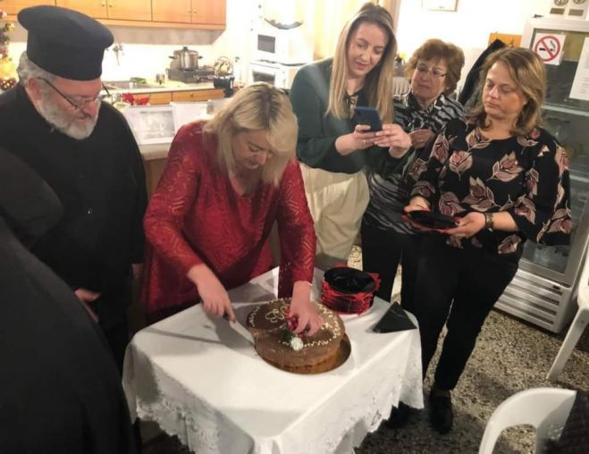 &Omicron; &pi;&omicron;&lambda;&iota;&tau;&iota;&sigma;&tau;&iota;&kappa;ό&sigmaf; &sigma;ύ&lambda;&lambda;&omicron;&gamma;&omicron;&sigmaf; &Alpha;&lambda;έ&alpha;&sigmaf; έ&kappa;&omicron;&psi;&epsilon; &tau;&eta;&nu; &pi;ί&tau;&alpha; &tau;&omicron;&upsilon;! (vd)