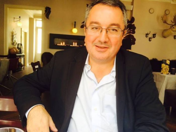 &Mu;ό&sigma;&iota;&alpha;&lambda;&omicron;&sigmaf;: "&Tau;&omicron; &epsilon;&mu;&beta;ό&lambda;&iota;&omicron; &gamma;&iota;&alpha; &tau;&omicron;&nu; &kappa;&omicron;&rho;&omega;&nu;&omicron;ϊό &theta;&alpha; &kappa;&upsilon;&kappa;&lambda;&omicron;&phi;&omicron;&rho;ή&sigma;&epsilon;&iota; &mu;ά&lambda;&lambda;&omicron;&nu; &tau;&omicron; 2021, &alpha;&lambda;&lambda;ά &theta;&alpha; έ&chi;&omicron;&upsilon;&mu;&epsilon; &pi;&rho;ό&beta;&lambda;&eta;&mu;&alpha; &mu;&alpha;&zeta;&iota;&kappa;ή&sigmaf; &pi;&alpha;&rho;&alpha;&gamma;&omega;&gamma;ή&sigmaf;"