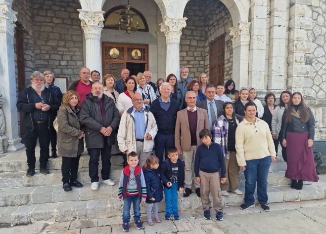 &Sigma;&tau;&alpha; &Tau;&rho;ό&pi;&alpha;&iota;&alpha; &Gamma;&omicron;&rho;&tau;&upsilon;&nu;ί&alpha;&sigmaf; &eta; &gamma;&iota;&omicron;&rho;&tau;ή &tau;&eta;&sigmaf; &Epsilon;&theta;&nu;&iota;&kappa;ή&sigmaf; &Omicron;&rho;&gamma;ά&nu;&omega;&sigma;&eta;&sigmaf; &Pi;&omicron;&lambda;&upsilon;&tau;έ&kappa;&nu;&omega;&nu; &Alpha;&theta;&eta;&nu;ώ&nu;