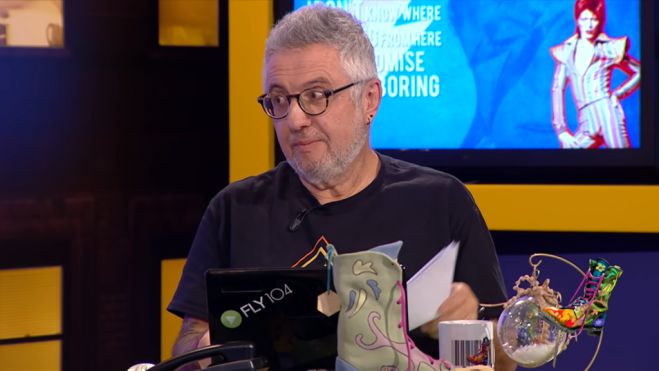 &Sigma;&tau;ά&theta;&eta;&sigmaf; &Pi;&alpha;&nu;&alpha;&gamma;&iota;&omega;&tau;ό&pi;&omicron;&upsilon;&lambda;&omicron;&sigmaf; | &Eta; &alpha;&pi;ά&nu;&tau;&eta;&sigma;&eta; &tau;&omicron;&upsilon; &mu;&epsilon;&tau;ά &tau;&iota;&sigmaf; &kappa;&alpha;&tau;&alpha;&gamma;&gamma;&epsilon;&lambda;ί&epsilon;&sigmaf; - "&Delta;&epsilon;&nu; &pi;&epsilon;&rho;&nu;ά&epsilon;&iota; &omicron;ύ&tau;&epsilon; &mu;&iota;&alpha; &mu;έ&rho;&alpha; &pi;&omicron;&upsilon; &nu;&alpha; &mu;&eta;&nu; &tau;&omicron; &mu;&epsilon;&tau;&alpha;&nu;&iota;ώ&nu;&omega;"