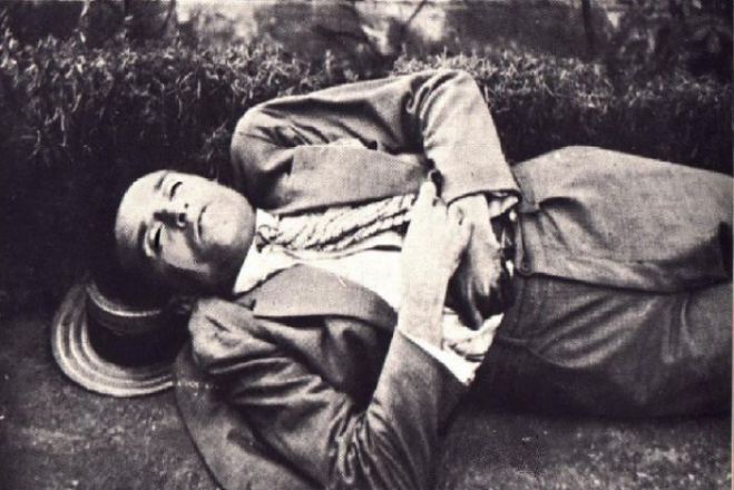 &Sigma;&alpha;&nu; &sigma;ή&mu;&epsilon;&rho;&alpha; ... &alpha;&upsilon;&tau;&omicron;&kappa;&tau;ό&nu;&eta;&sigma;&epsilon; &omicron; &Kappa;ώ&sigma;&tau;&alpha;&sigmaf; &Kappa;&alpha;&rho;&upsilon;&omega;&tau;ά&kappa;&eta;&sigmaf; &pi;&omicron;&upsilon; &gamma;&epsilon;&nu;&nu;ή&theta;&eta;&kappa;&epsilon; &sigma;&tau;&eta;&nu; &Tau;&rho;ί&pi;&omicron;&lambda;&eta;