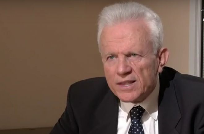 &Kappa;ό&mu;&mu;&alpha; &Kappa;&alpha;&sigma;&iota;&delta;&iota;ά&rho;&eta;: "&Alpha;&pi;ό &tau;&omicron; έ&tau;&omicron;&sigmaf; 1864, &omicron;&upsilon;&delta;έ&pi;&omicron;&tau;&epsilon; &epsilon;&pi;&epsilon;&chi;&epsilon;&iota;&rho;ή&theta;&eta; &eta; &alpha;&pi;&alpha;&gamma;ό&rho;&epsilon;&upsilon;&sigma;&eta; &pi;&omicron;&lambda;&iota;&tau;&iota;&kappa;&omicron;ύ &Kappa;ό&mu;&mu;&alpha;&tau;&omicron;&sigmaf; &nu;&alpha; &sigma;&upsilon;&mu;&mu;&epsilon;&tau;ά&sigma;&chi;&epsilon;&iota; &sigma;&tau;&iota;&sigmaf; &epsilon;&kappa;&lambda;&omicron;&gamma;έ&sigmaf;"