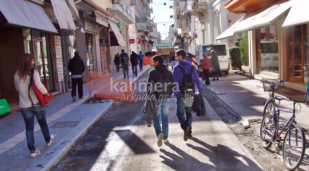«Να μην επιτραπούν τραπεζοκαθίσματα στις οδούς "Τ. Σεχιώτη" και "Εθνικής Αντίστασης"»