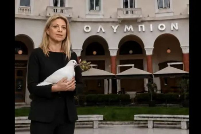 &Mu;&alpha;&rho;ί&alpha; &Kappa;&alpha;&rho;&upsilon;&sigma;&tau;&iota;&alpha;&nu;&omicron;ύ: &Sigma;&tau;&iota;&sigmaf; 21 &Mu;&alpha;ΐ&omicron;&upsilon; &alpha;&nu;&alpha;&kappa;&omicron;&iota;&nu;ώ&nu;&epsilon;&iota; &tau;&omicron; &kappa;ό&mu;&mu;&alpha; &tau;&eta;&sigmaf;