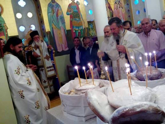 &Delta;&rho;&alpha;&gamma;&omicron;ύ&nu;&iota; &Kappa;&upsilon;&nu;&omicron;&upsilon;&rho;ί&alpha;&sigmaf; | &Pi;&alpha;&nu;&eta;&gamma;&upsilon;&rho;ί&zeta;&epsilon;&iota; &tau;&omicron; &epsilon;&xi;&omega;&kappa;&lambda;ή&sigma;&iota; &tau;&eta;&sigmaf; &Gamma;&epsilon;&nu;&nu;ή&sigma;&epsilon;&omega;&sigmaf; &tau;&eta;&sigmaf; &Theta;&epsilon;&omicron;&tau;ό&kappa;&omicron;&upsilon; (&epsilon;&iota;&kappa;ό&nu;&epsilon;&sigmaf;)