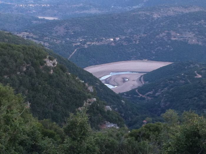 &Tau;&omicron; &Theta;έ&alpha;&tau;&rho;&omicron; &tau;&omega;&nu; &omicron;&nu;&epsilon;ί&rho;&omega;&nu; ... &sigma;&tau;&omicron;&nu; &pi;&omicron;&tau;&alpha;&mu;ό &Lambda;ά&delta;&omega;&nu;&alpha;!