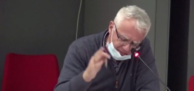 &Sigma;&mu;&upsilon;&rho;&nu;&iota;ώ&tau;&eta;&sigmaf; &sigma;&epsilon; &Tau;&zeta;&iota;&omicron;ύ&mu;&eta;: &laquo;&Omicron;&phi;&epsilon;ί&lambda;&epsilon;&tau;&epsilon; &nu;&alpha; &delta;&iota;&alpha;&gamma;&rho;ά&psi;&epsilon;&tau;&epsilon; &delta;&eta;&mu;&omicron;&tau;&iota;&kappa;ό &sigma;&alpha;&sigmaf; &sigma;ύ&mu;&beta;&omicron;&upsilon;&lambda;&omicron;. &Epsilon;ί&pi;&epsilon; &sigma;&epsilon; &sigma;&upsilon;&nu;ά&delta;&epsilon;&lambda;&phi;&omicron; &nu;&alpha; &kappa;ά&tau;&sigma;&epsilon;&iota; &kappa;ά&tau;&omega; &gamma;&iota;&alpha;&tau;ί &tau;&omicron;&upsilon; &chi;&alpha;&lambda;ά&epsilon;&iota; &tau;&eta;&nu; &alpha;&iota;&sigma;&theta;&eta;&tau;&iota;&kappa;ή&raquo;