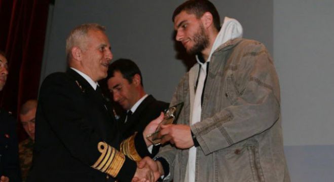 Βράβευση Χείλαρη από τις Ένοπλες Δυνάμεις