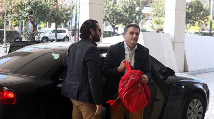 Στον «αέρα» η αξιολόγηση - Διεκόπησαν οι διαπραγματεύσεις
