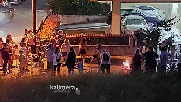 Τρίπολη | Το έθιμο του Αγιάννη Ριγανά με τις φωτιές στην οδό "Ιάσωνος" (vd)