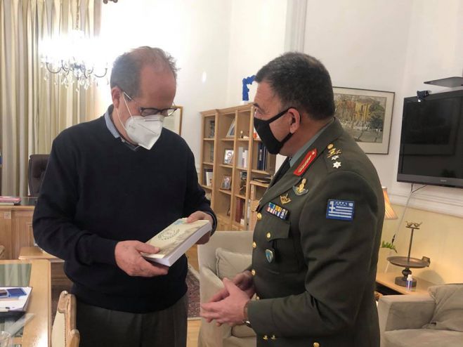 &Mu;&nu;&eta;&mu;&epsilon;ί&alpha; &gamma;&iota;&alpha; &tau;&eta;&nu; &Epsilon;&pi;&alpha;&nu;ά&sigma;&tau;&alpha;&sigma;&eta; &tau;&omicron;&upsilon; 1821 &theta;&alpha; &sigma;&upsilon;&nu;&tau;&eta;&rho;ή&sigma;&epsilon;&iota; &eta; &Pi;&epsilon;&rho;&iota;&phi;έ&rho;&epsilon;&iota;&alpha; &Pi;&epsilon;&lambda;&omicron;&pi;&omicron;&nu;&nu;ή&sigma;&omicron;&upsilon;