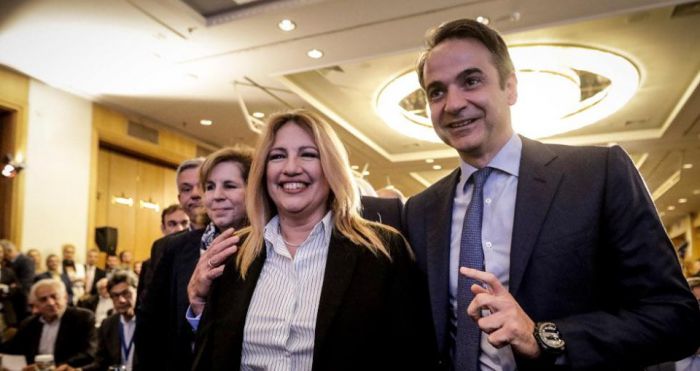 Παπαζαχαρίας: "Το πολιτικό ειδύλλιο της Φώφης με τον Κυριάκο εξελίχθηκε σε γάμο"!