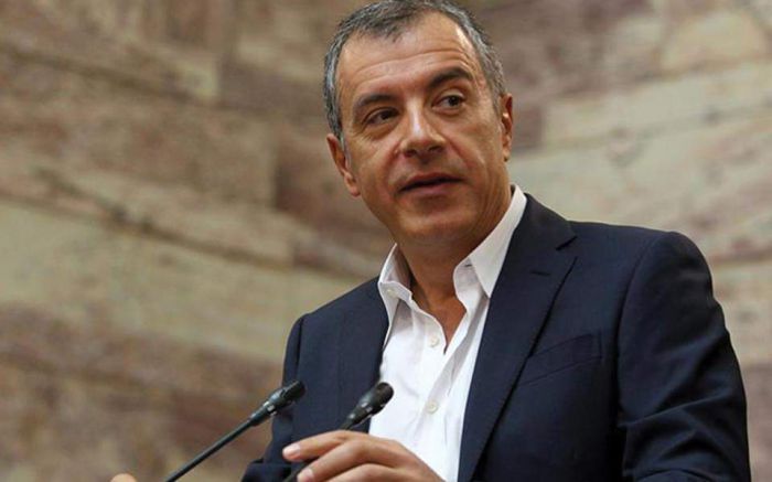 Θεοδωράκης στο iefimerida: &quot;Αν φύγει ο Καμμένος από την κυβέρνηση, δεν θα στηρίξω τον ΣΥΡΙΖΑ, πάμε σε εκλογές&quot;