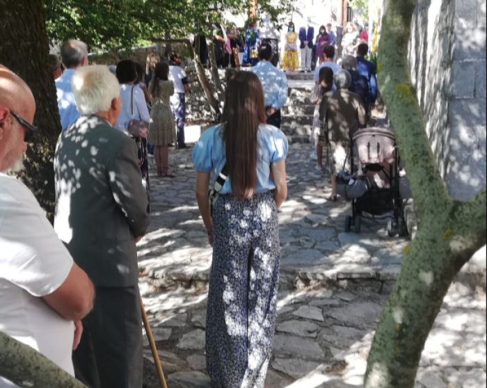 &Sigma;&tau;&epsilon;&mu;&nu;ί&tau;&sigma;&alpha; | &Lambda;&epsilon;&iota;&tau;&omicron;&upsilon;&rho;&gamma;ί&alpha; &sigma;&tau;&eta;&nu; &Pi;&alpha;&nu;&alpha;&gamma;ί&alpha; &tau;&eta;&nu; &Kappa;&alpha;&rho;&upsilon;ά (&epsilon;&iota;&kappa;ό&nu;&epsilon;&sigmaf;)