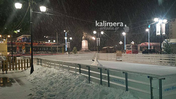 Πολύ χιόνι τα ξημερώματα στην Τρίπολη! (vd)