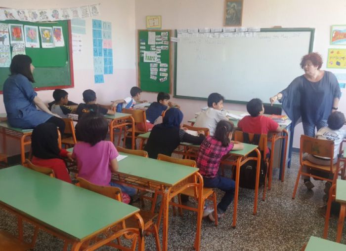 &Tau;&rho;ί&pi;&omicron;&lambda;&eta; | &Alpha;&iota;&tau;ή&sigma;&epsilon;&iota;&sigmaf; &epsilon;&kappa;&pi;&alpha;&iota;&delta;&epsilon;&upsilon;&tau;&iota;&kappa;ώ&nu; &gamma;&iota;&alpha; &tau;&eta; &theta;έ&sigma;&eta; &tau;&omicron;&upsilon; &Sigma;&upsilon;&nu;&tau;&omicron;&nu;&iota;&sigma;&tau;ή &Epsilon;&kappa;&pi;&alpha;ί&delta;&epsilon;&upsilon;&sigma;&eta;&sigmaf; &Pi;&rho;&omicron;&sigma;&phi;ύ&gamma;&omega;&nu;