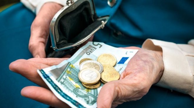 Όλες οι ημερομηνίες για τις πληρωμές των συντάξεων!