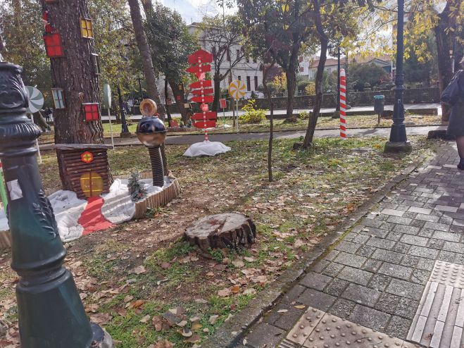 Ά&rho;&chi;&iota;&sigma;&alpha;&nu; &omicron;&iota; &zeta;&eta;&mu;&iota;έ&sigmaf; &sigma;&tau;&omicron;&nu; &Chi;&rho;&iota;&sigma;&tau;&omicron;&upsilon;&gamma;&epsilon;&nu;&nu;&iota;ά&tau;&iota;&kappa;&omicron; &sigma;&tau;&omicron;&lambda;&iota;&sigma;&mu;ό &tau;&eta;&sigmaf; &Tau;&rho;ί&pi;&omicron;&lambda;&eta;&sigmaf; &ndash; &Phi;ύ&lambda;&alpha;&kappa;&alpha; &beta;ά&zeta;&epsilon;&iota; &omicron; &Delta;ή&mu;&omicron;&sigmaf;!