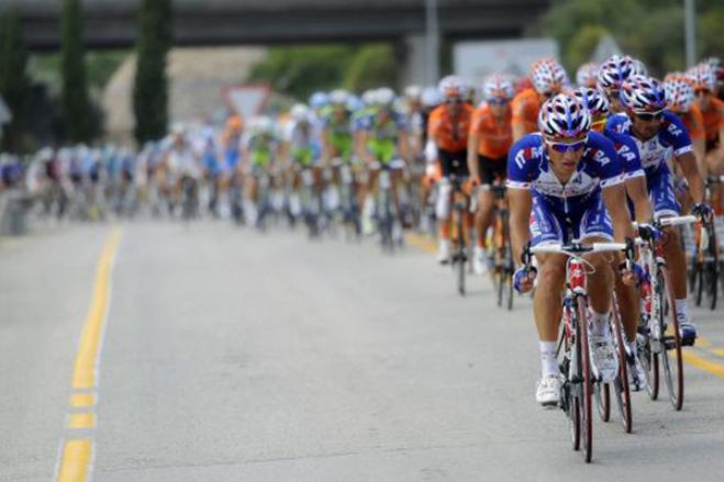 &Pi;&omicron;&delta;&eta;&lambda;&alpha;&tau;&iota;&kappa;&omicron;ί &Alpha;&gamma;ώ&nu;&epsilon;&sigmaf; &Delta;&rho;ό&mu;&omicron;&upsilon; &sigma;&epsilon; &Mu;&epsilon;&gamma;&alpha;&lambda;ό&pi;&omicron;&lambda;&eta;, &Lambda;&epsilon;&omicron;&nu;&tau;ά&rho;&iota; &kappa;&alpha;&iota; &Sigma;&omicron;&upsilon;&lambda;ά&rho;&iota;