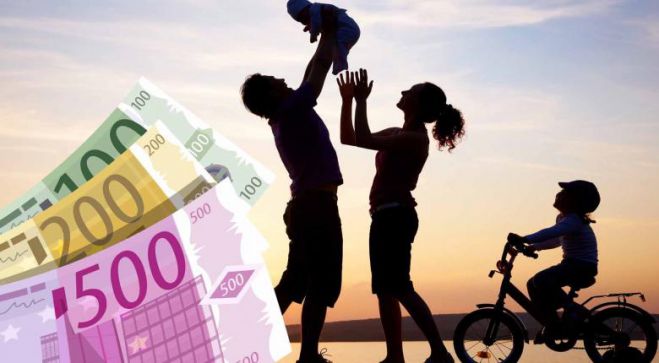 Ποιες οικογένειες μπορούν να πάρουν Επίδομα Παιδιού έως 420 ευρώ τον μήνα
