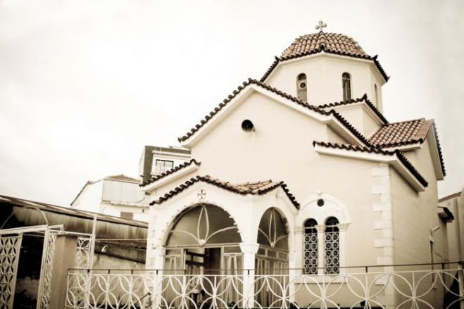 &Eta; &gamma;&iota;&omicron;&rho;&tau;ή &tau;&omega;&nu; &Alpha;&gamma;ί&omega;&nu; &Alpha;&nu;&alpha;&rho;&gamma;ύ&rho;&omega;&nu; &sigma;&tau;&eta;&nu; &Tau;&rho;ί&pi;&omicron;&lambda;&eta;