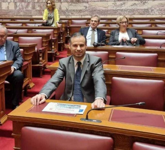 &Sigma;&epsilon; &Delta;&iota;&eta;&mu;&epsilon;&rho;ί&delta;&alpha; &sigma;&tau;&eta; &Beta;&omicron;&upsilon;&lambda;ή o &Gamma;&iota;ώ&rho;&gamma;&omicron;&sigmaf; &Kappa;&omicron;&upsilon;&lambda;&omicron;&upsilon;&rho;ά&sigmaf;