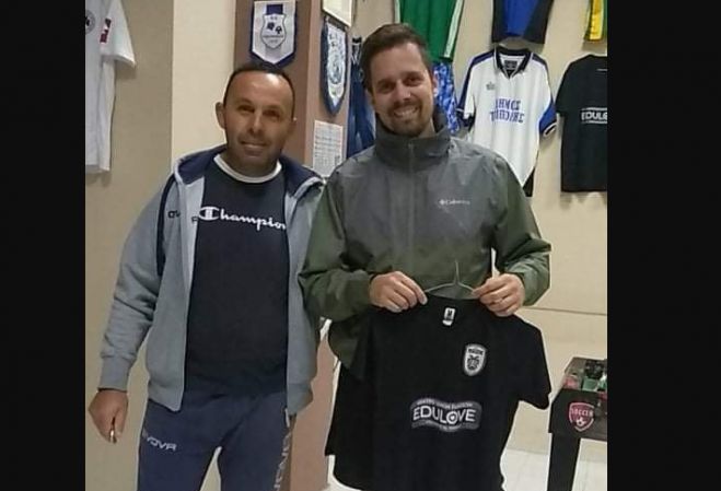 &Sigma;&tau;&omicron;&nu; &Pi;&Alpha;&Omicron;&Kappa; &Tau;&rho;ί&pi;&omicron;&lambda;&eta;&sigmaf; &omicron;&iota; &Tau;&epsilon;&rho;&zeta;ή&sigmaf; &kappa;&alpha;&iota; &Alpha;&gamma;&gamma;&epsilon;&lambda;ά&kappa;&eta;&sigmaf;