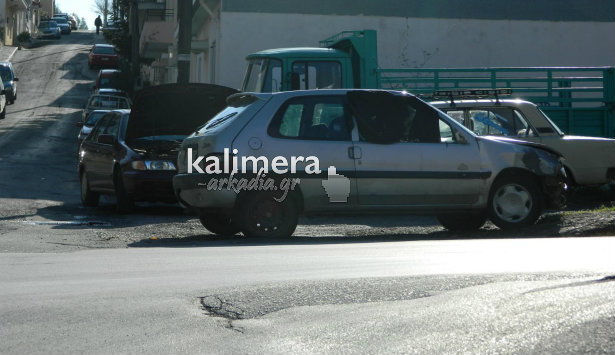 Νέο τροχαίο ατύχημα στον οδό «Ερυθρού Σταυρού» (εικόνες)