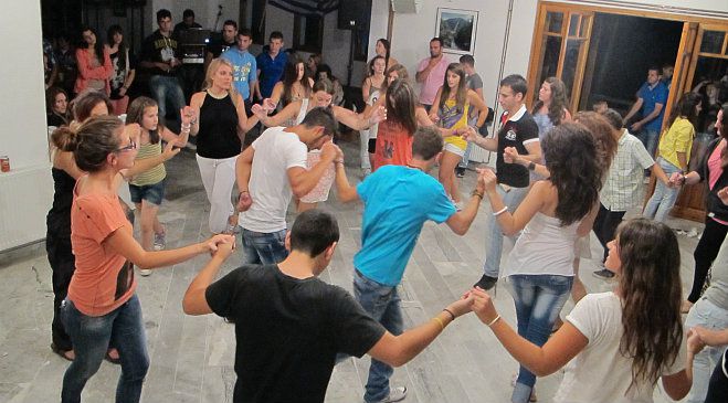 Χορός με «άρωμα Γλανιτσιάς»!
