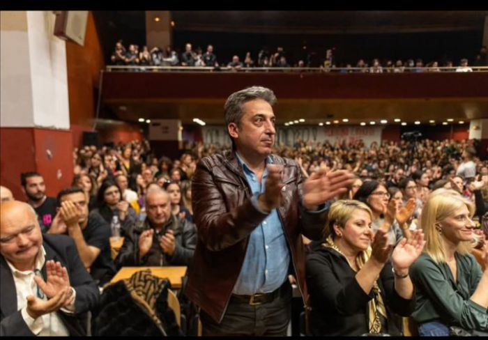 Τέμπη - Ασλανίδης: «Δεν ντρέπεστε λίγο; Κάψανε τα παιδιά μας ζωντανά»