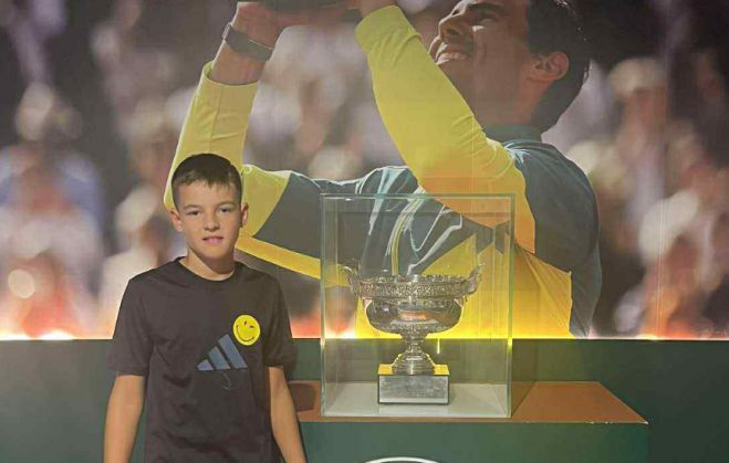 Ο Θάνος Τριανταφύλλου από την Τρίπολη στη Μαγιόρκα για τους διεθνείς αγώνες Kinder Joy of moving Tennis Trophy